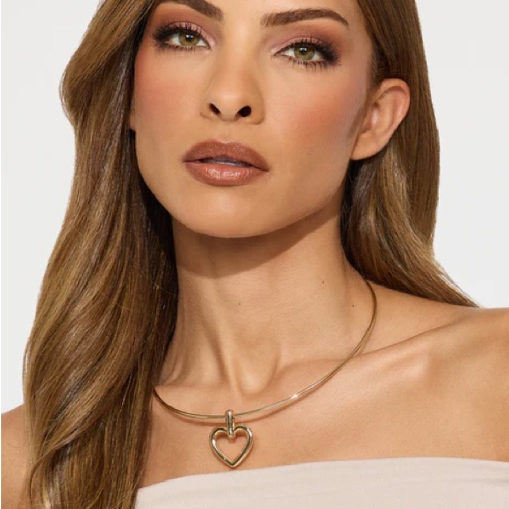 One Kind Of Love Pendant Necklace NEW 🏷️